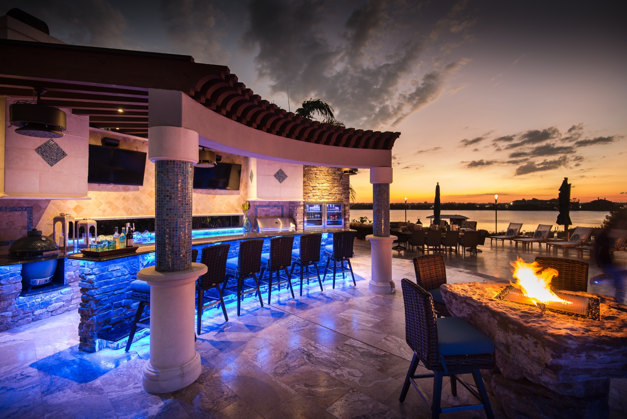 Outdoor kitchen and furniture in Merritt Island, FL